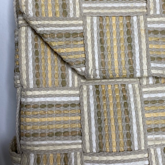 Rattan Hand Purse - Picture 5 of 5